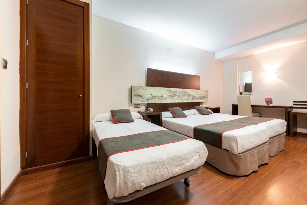 Oyo Hotel Francabel Cuenca  Exteriör bild