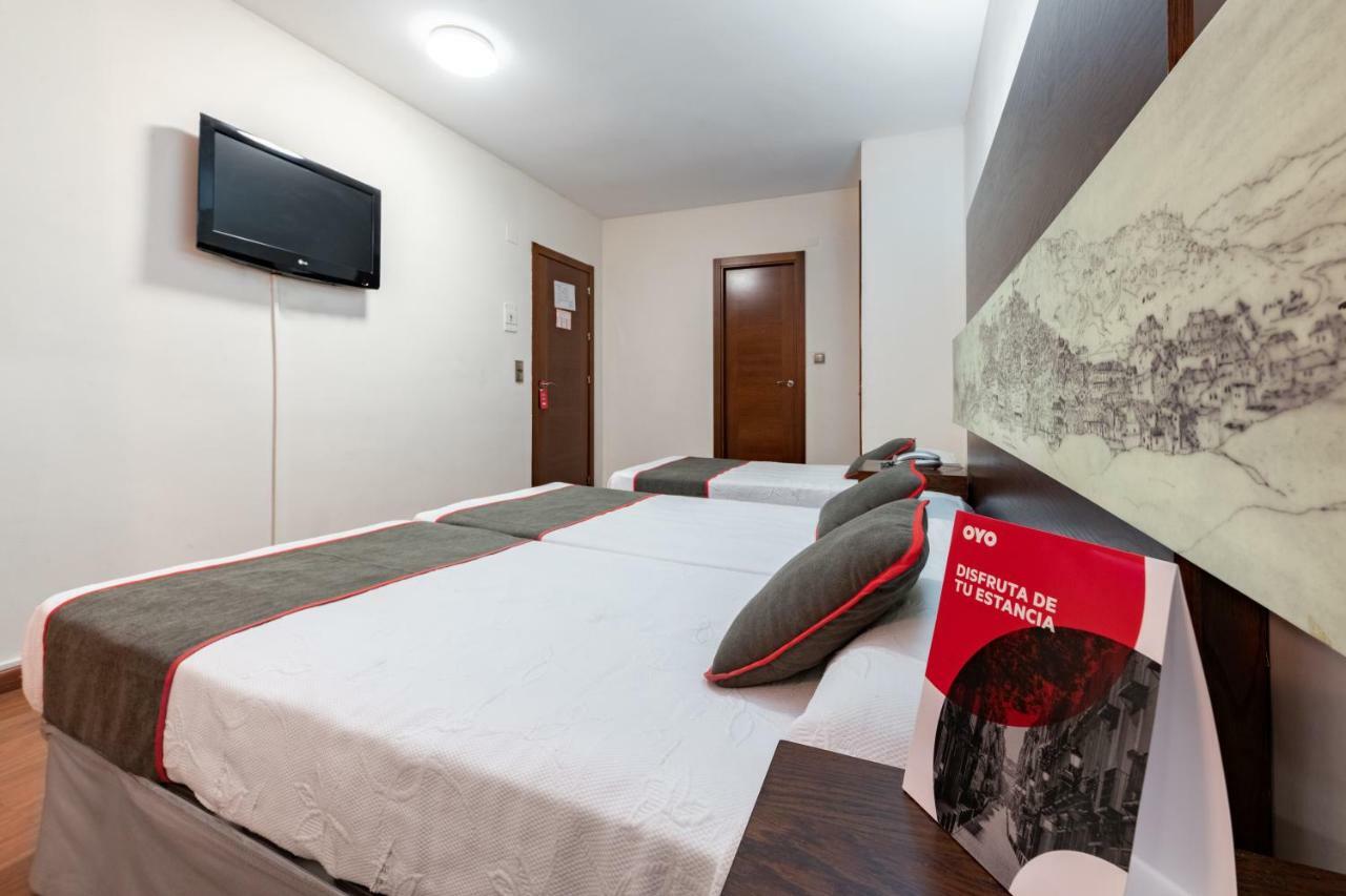 Oyo Hotel Francabel Cuenca  Exteriör bild